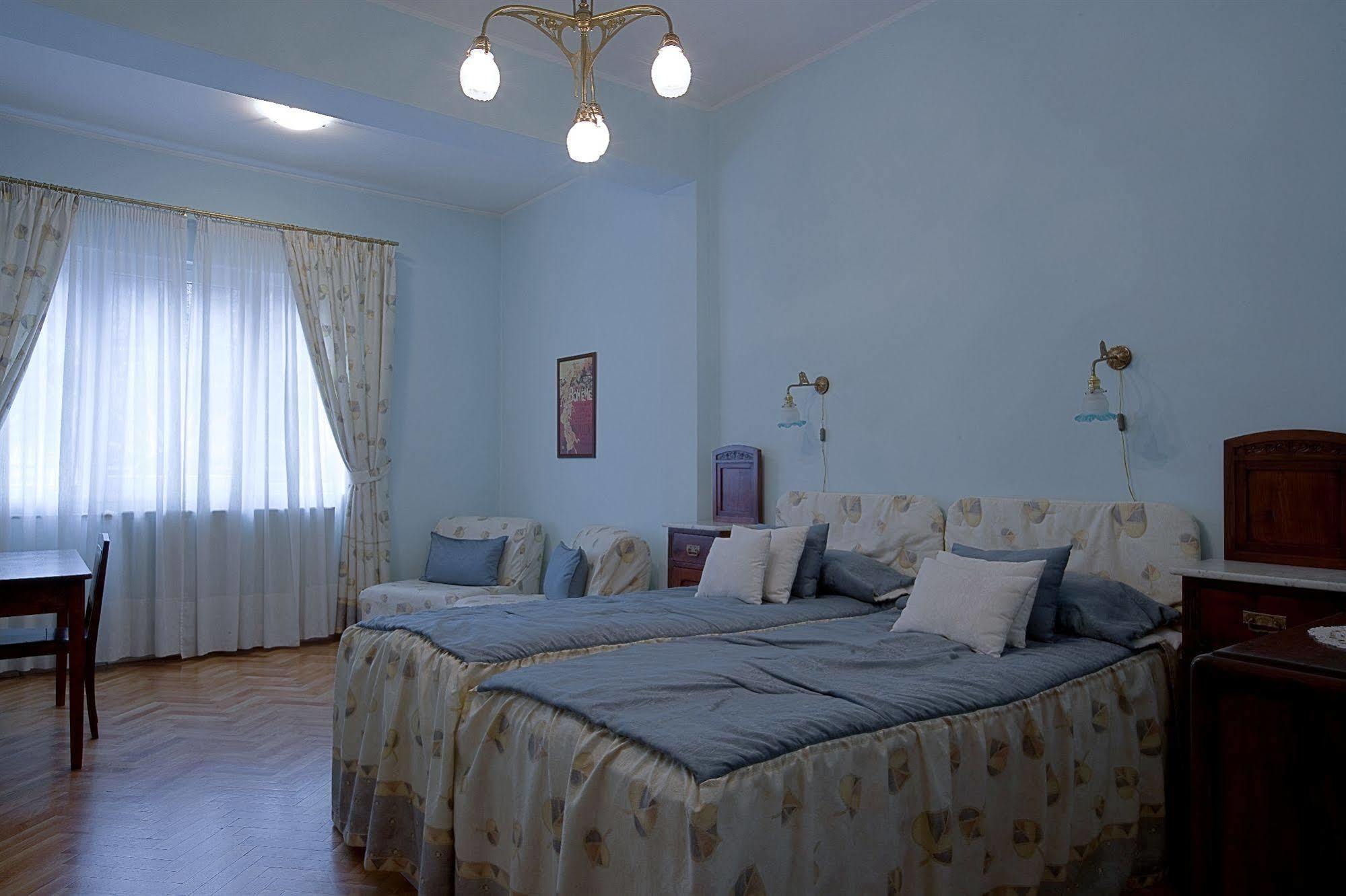 Casa Ferrari Bed & Breakfast 3*