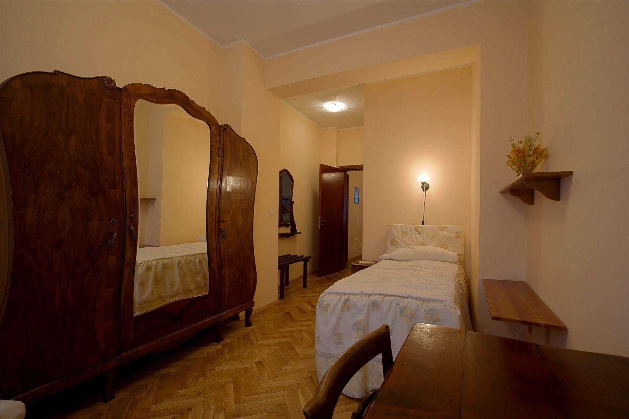 Casa Ferrari 3*