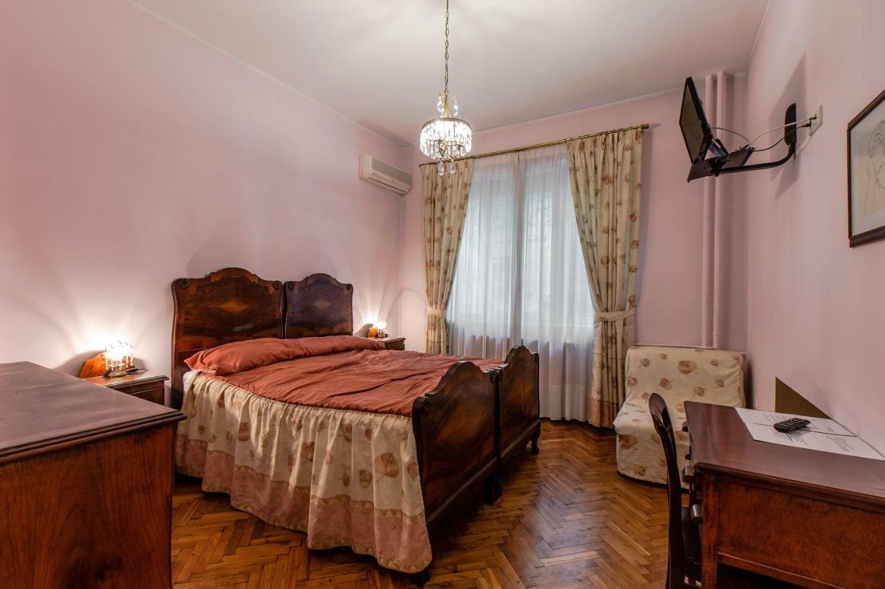 Bed & Breakfast Casa Ferrari 3*