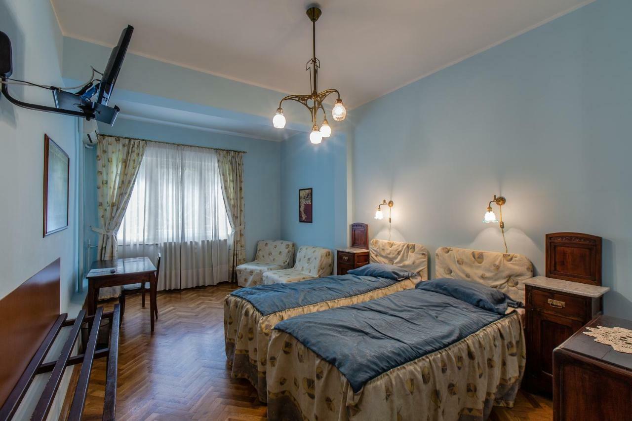 Casa Ferrari Bed & Breakfast 3*